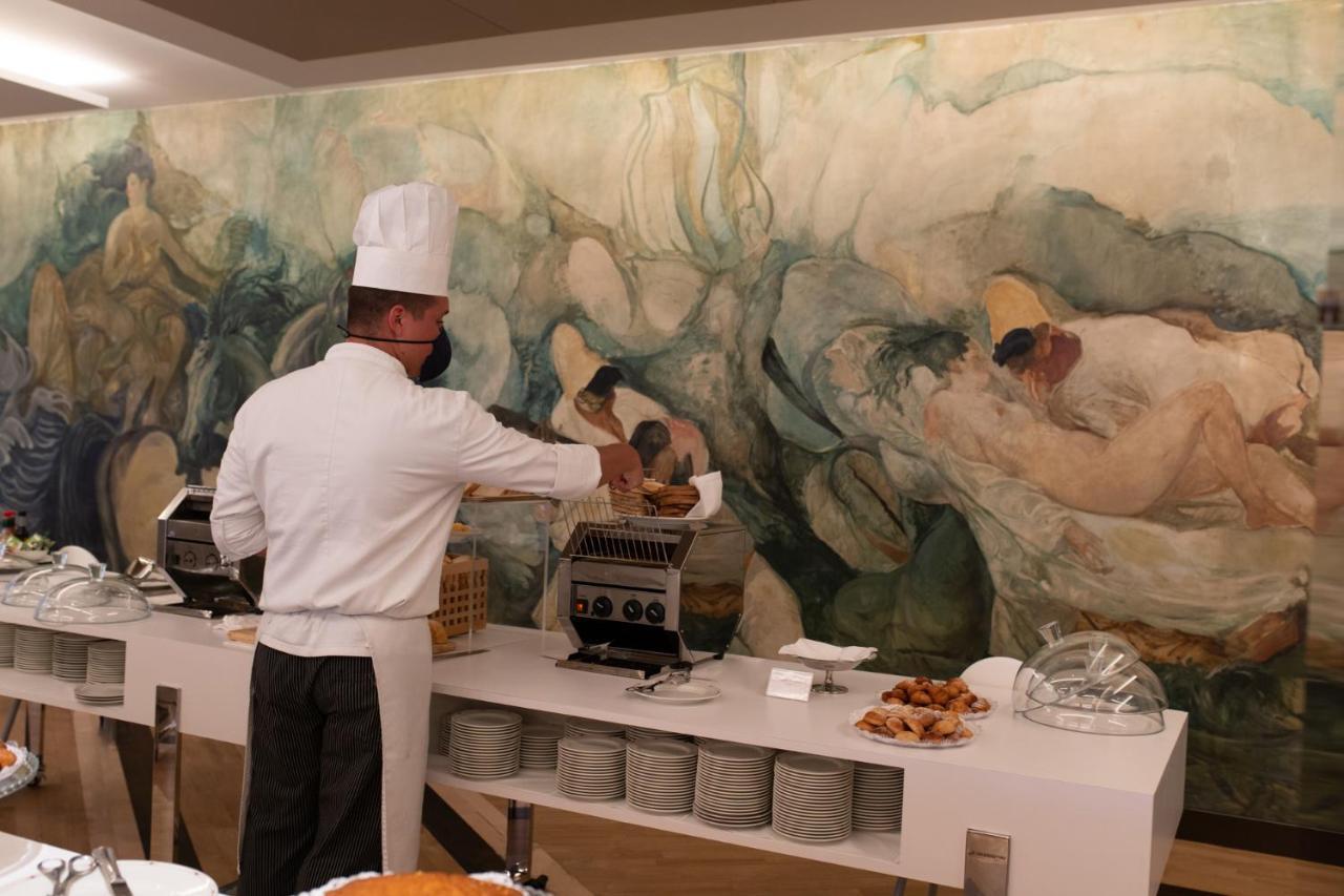 Hotel Royal Continental Napoli Esterno foto
