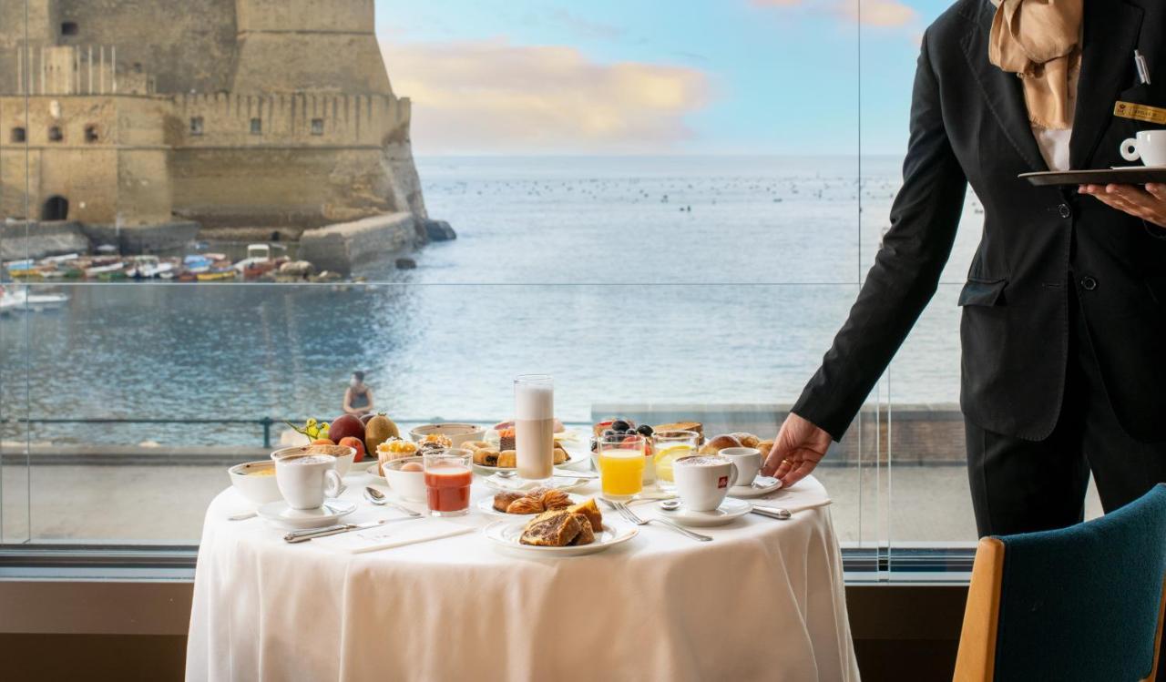 Hotel Royal Continental Napoli Esterno foto